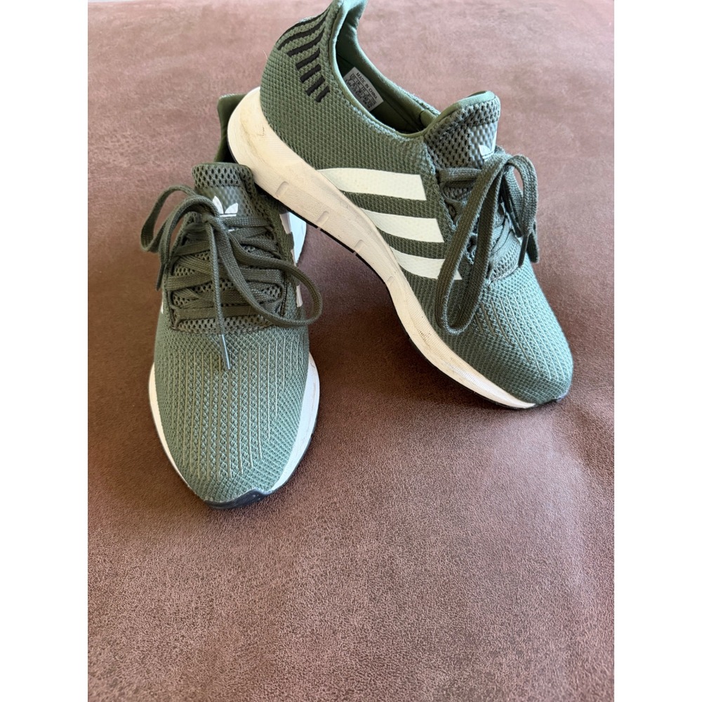 Adidas Swift Run Trace Cargo Green White Sneakers AQ0866 Womens 7